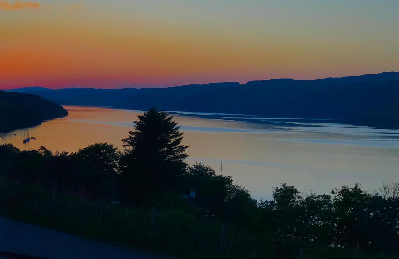 Luxury 4 Bedroom Cottage With Stunning Views Near Fairy Pools! Carbost  Buitenkant foto