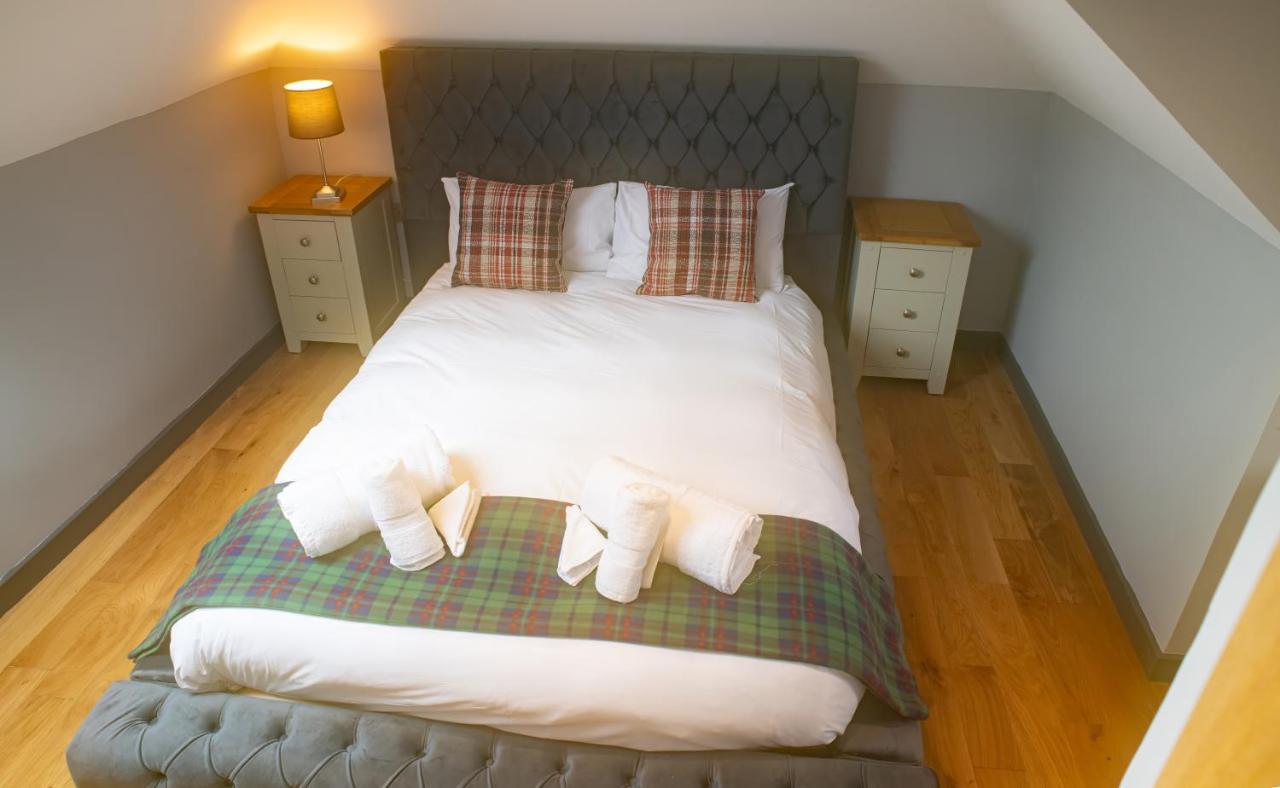 Luxury 4 Bedroom Cottage With Stunning Views Near Fairy Pools! Carbost  Buitenkant foto