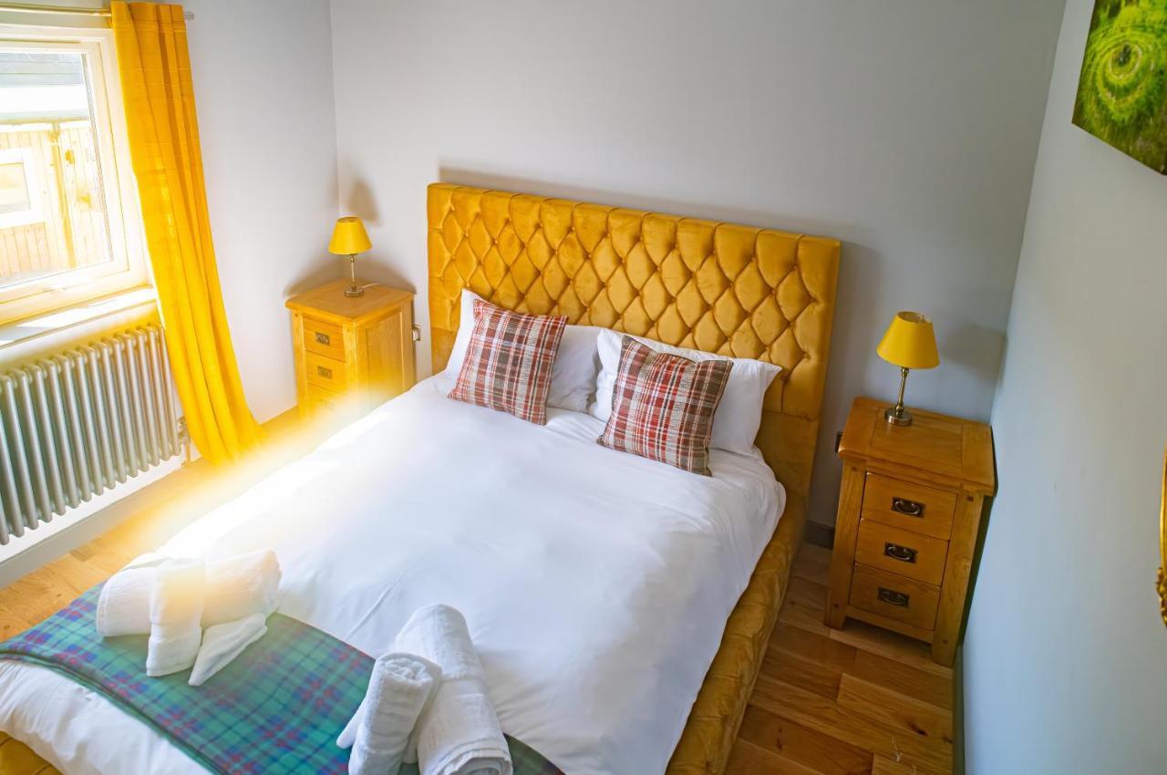 Luxury 4 Bedroom Cottage With Stunning Views Near Fairy Pools! Carbost  Buitenkant foto