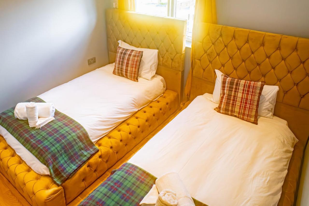 Luxury 4 Bedroom Cottage With Stunning Views Near Fairy Pools! Carbost  Buitenkant foto