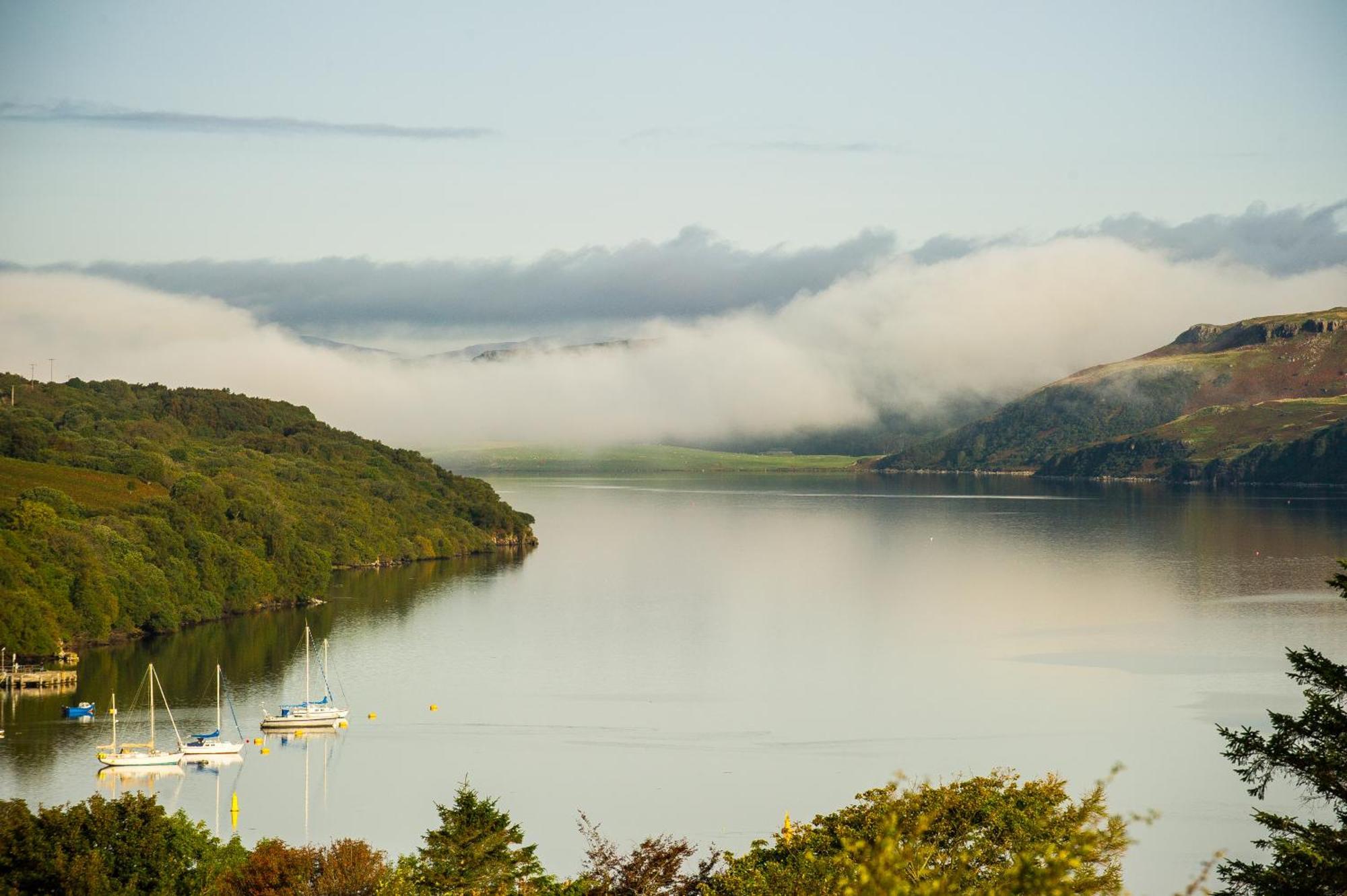 Luxury 4 Bedroom Cottage With Stunning Views Near Fairy Pools! Carbost  Buitenkant foto