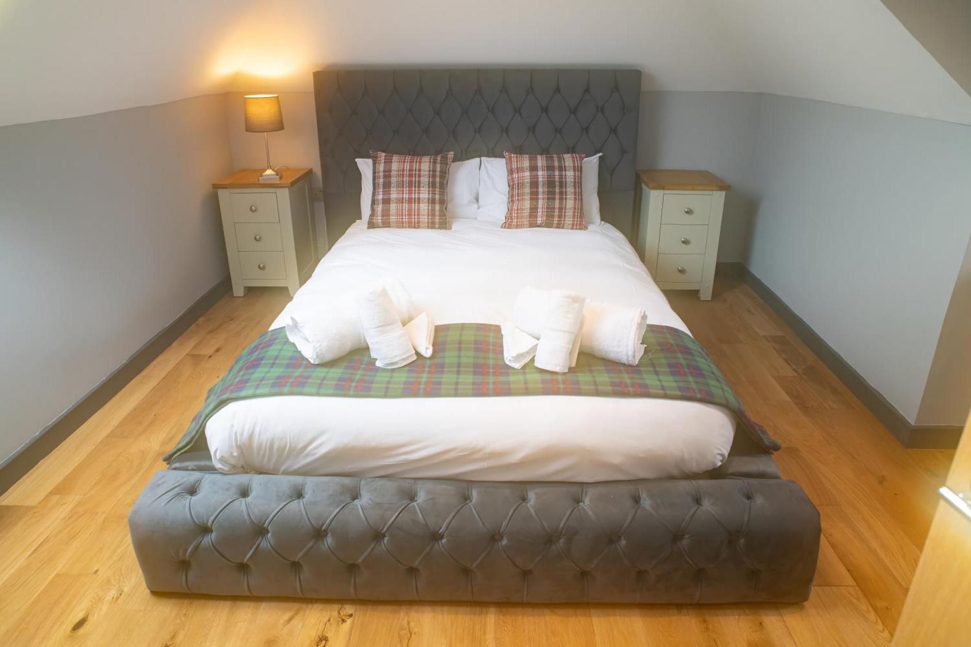 Luxury 4 Bedroom Cottage With Stunning Views Near Fairy Pools! Carbost  Buitenkant foto